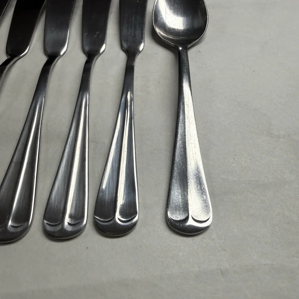 11 International Simplicity Center Ridge Stainless Butter Knives Forks Spoon
